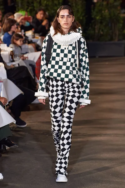 Look 6